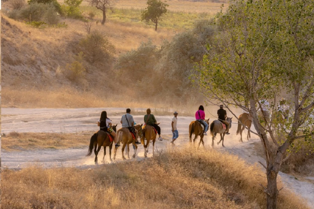 Конный тур в Каппадокии