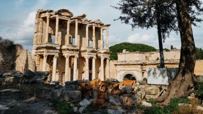 安塔利亚以弗所两日游：探索古代文明的永恒之美