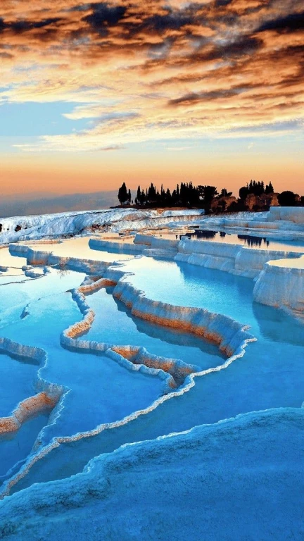 Pamukkale's Enchanting Essence: An Unparalleled Discovery Where Nature and History Unfold