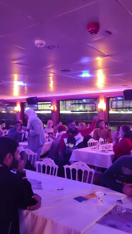 Bosphorus Dinner Cruise Experience in Istanbul