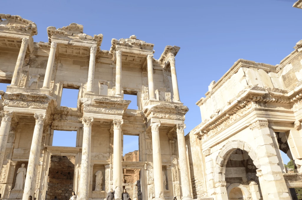 4 Days Turkey Tour Package (Istanbul and Kusadasi Tour)