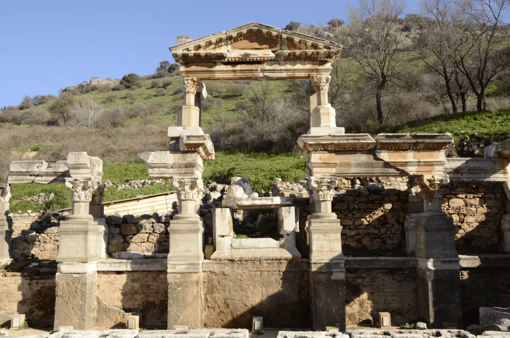 4 Days Turkey Tour Package (Istanbul and Kusadasi Tour)