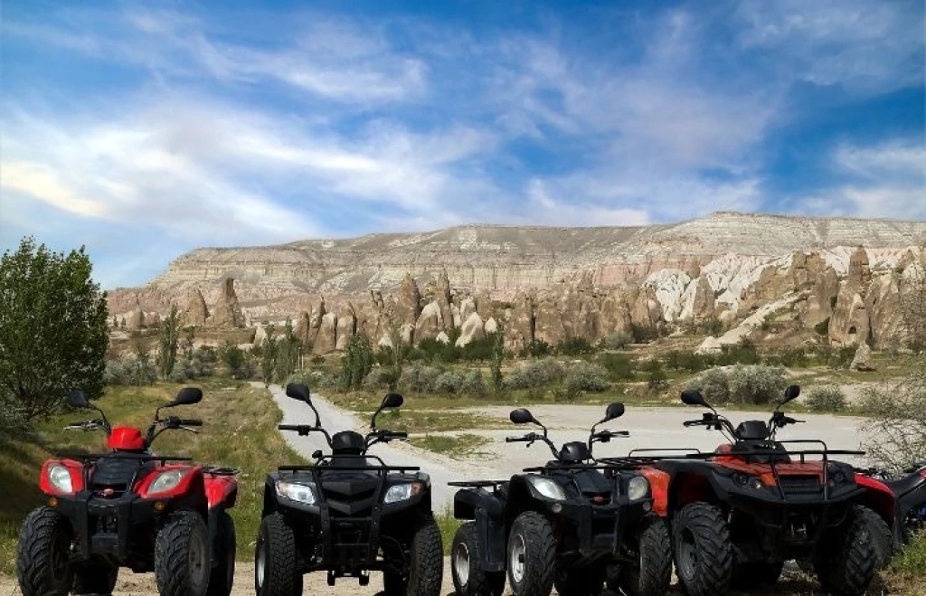 カッパドキア Atv&クワッドバイクツアー