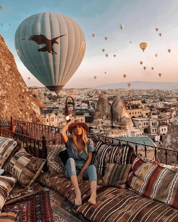 コザ 洞窟 ホテル ルーフトップ サンライズ 撮影