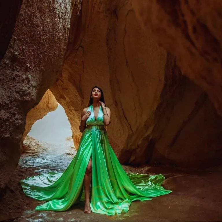 拍摄时租去的衣服