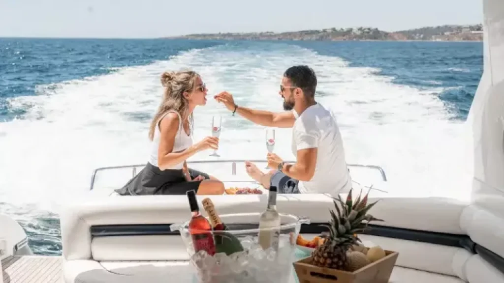 Private luxury Yacht Experience