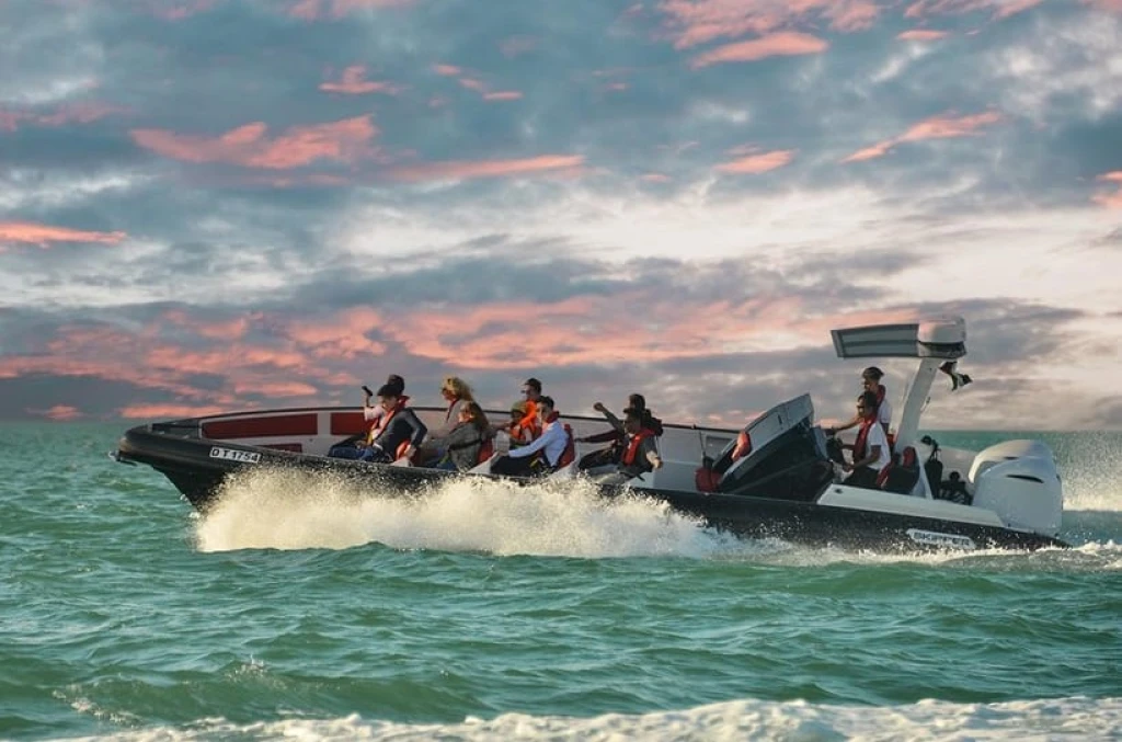 Black Boat Dubai