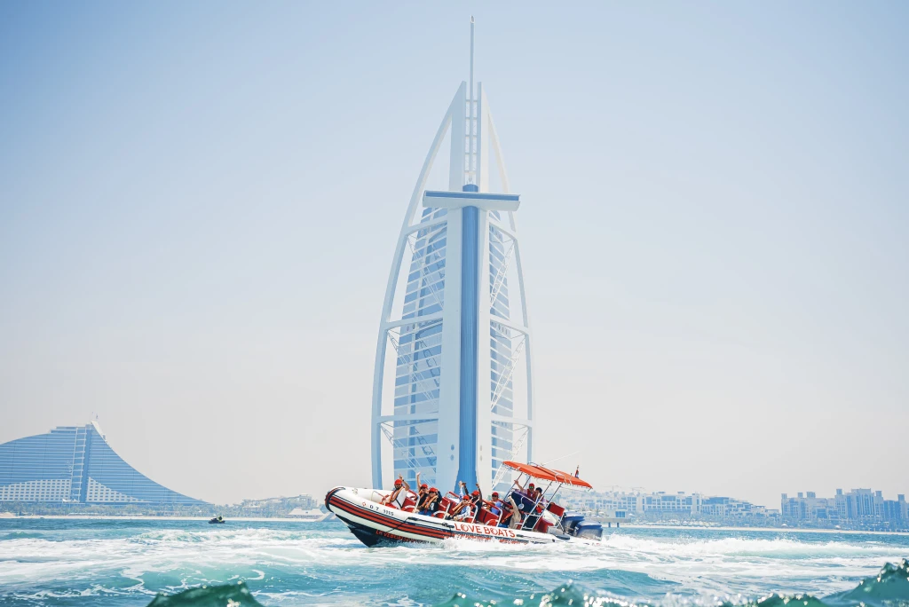 Love Boat Dubai