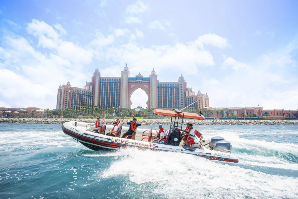 Love Boat Dubai