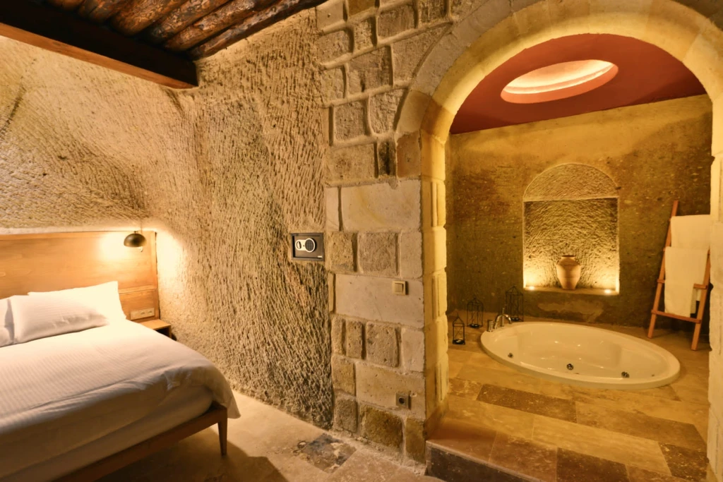 Evanthia Cave Suites