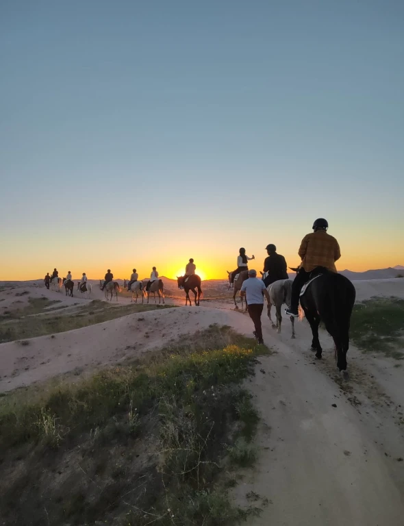 HORSCHRIFTEN UNTER CAPPADOCIA