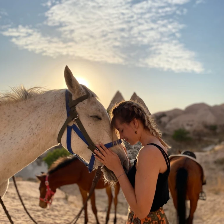 HORSCHRIFTEN UNTER CAPPADOCIA