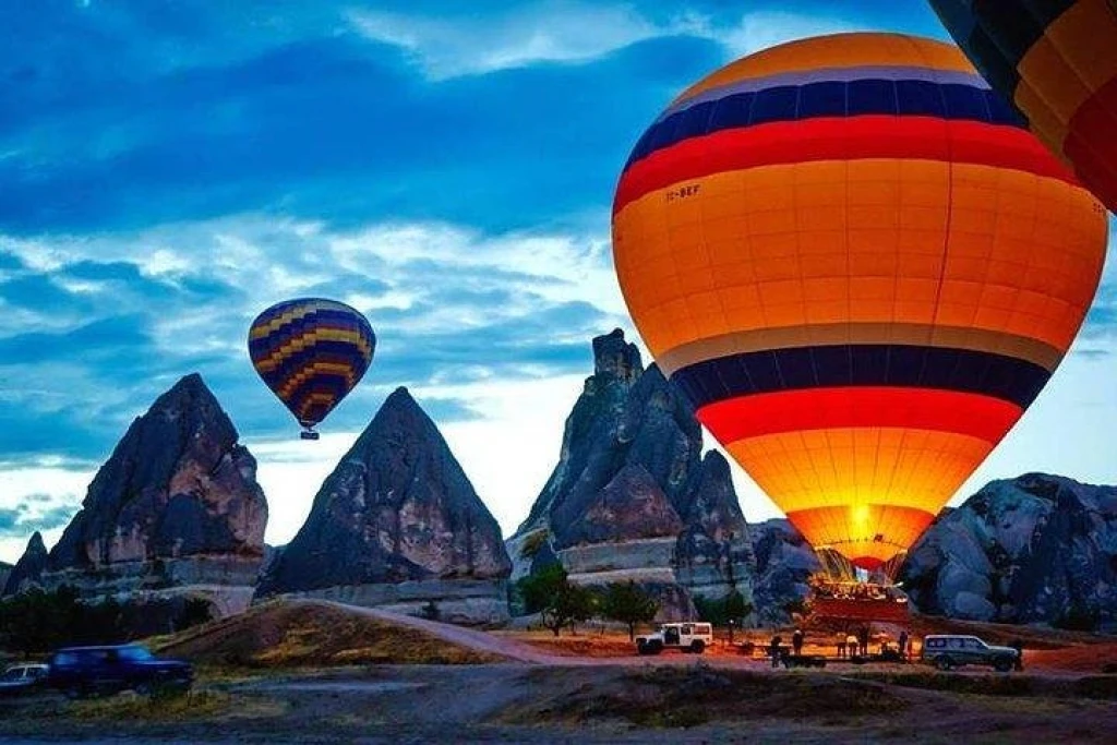 Passeio de balão de ar quente de Cappadocia