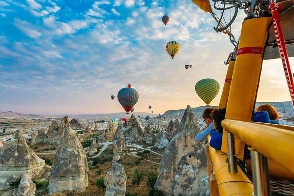 Passeio de balão de ar quente de Cappadocia