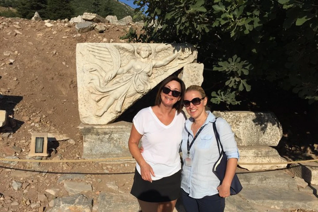Excursão guiada privada do Ephesus com o novo museu e almoço do DEM
