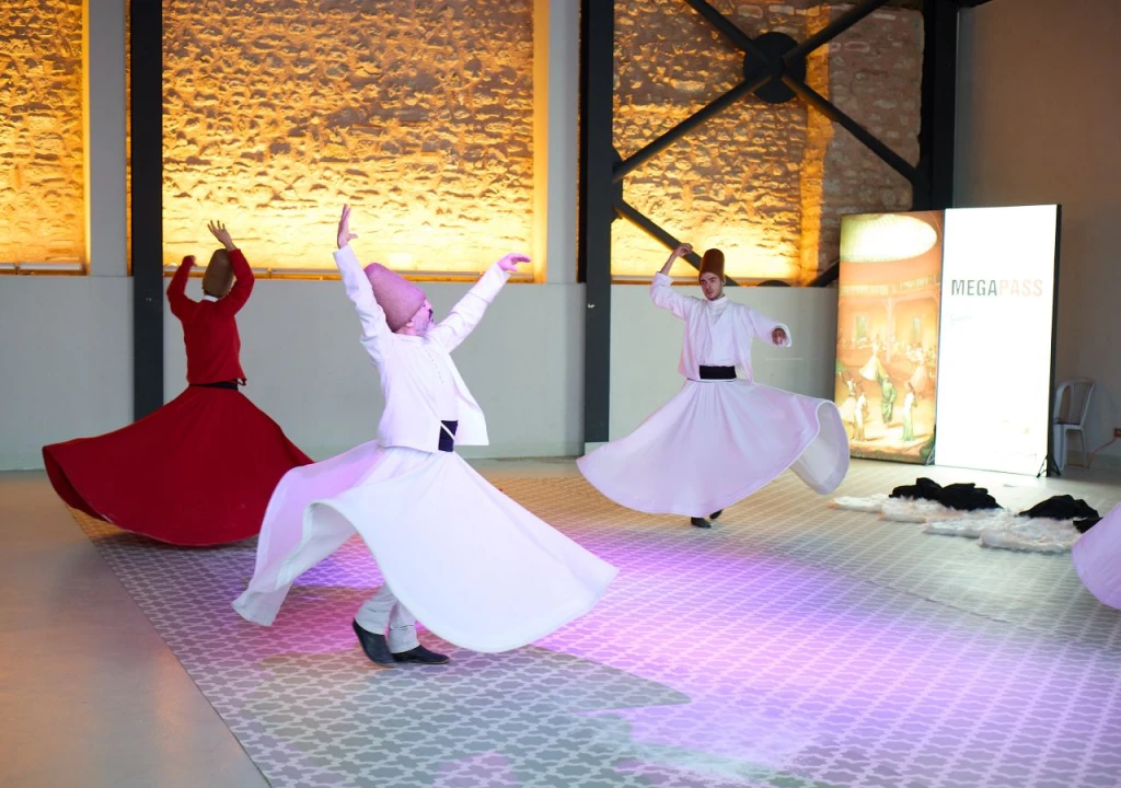 Ceremonia de Dervish en Hagia Sophia