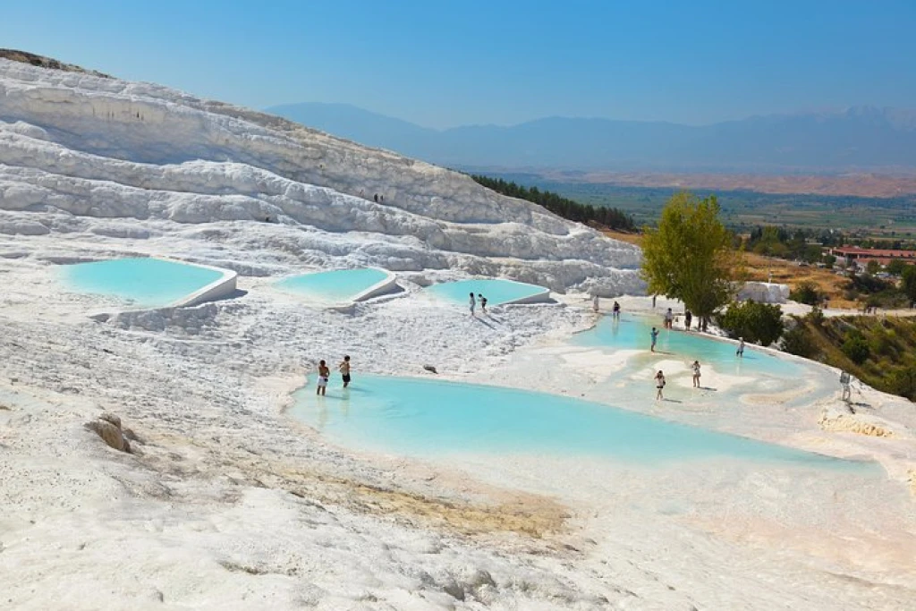 Private Pamukkale and Hierapolis Day Tour from Kusadasi