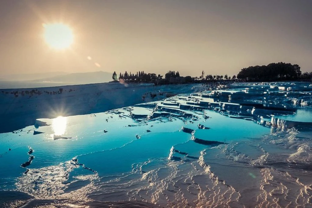 Private Pamukkale and Hierapolis Day Tour from Kusadasi