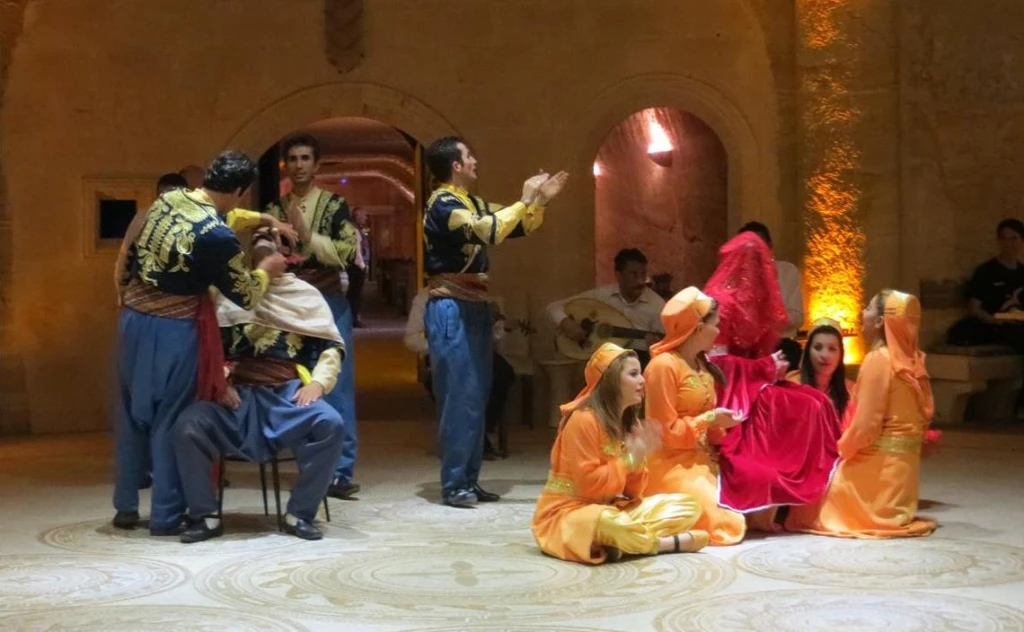 شو شب ترکی کاپادوکیه