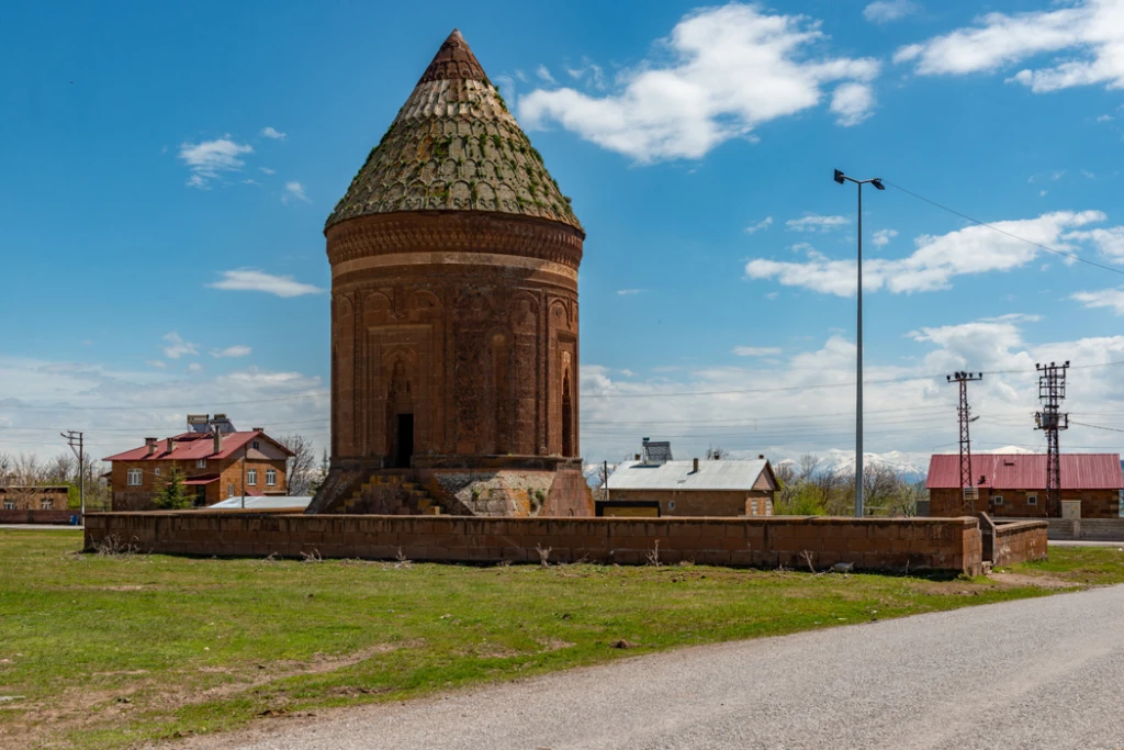 EASTERN FAIRY TALES GREAT EASTERN ANATOLIA TOUR JUNE 11 DEPARTURE 8 NIGHTS 7 DAYS (6 NIGHTS HOTEL ACCOMMODATION)