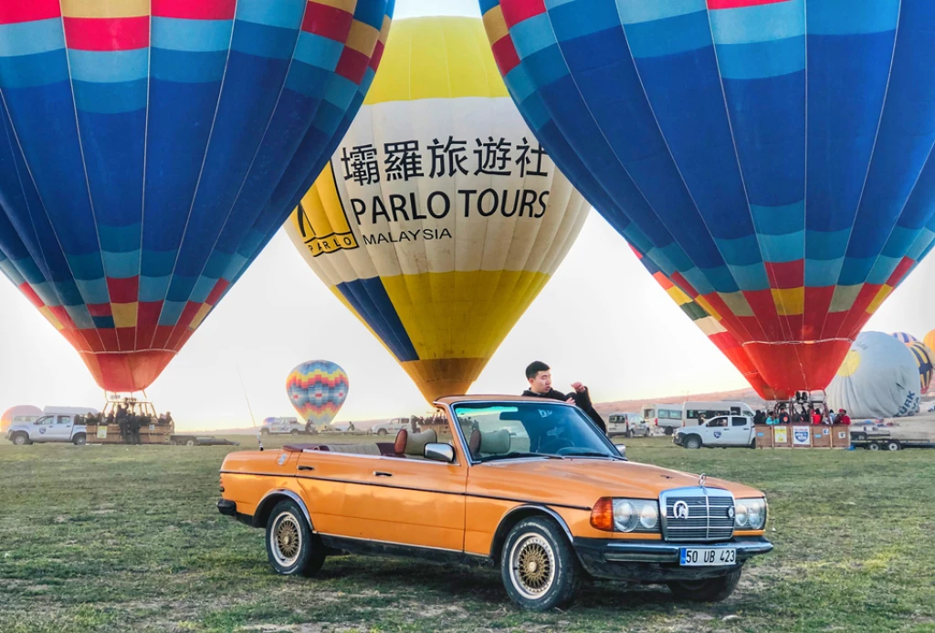 جولة السيارات الكلاسيكية في كابادوكيا