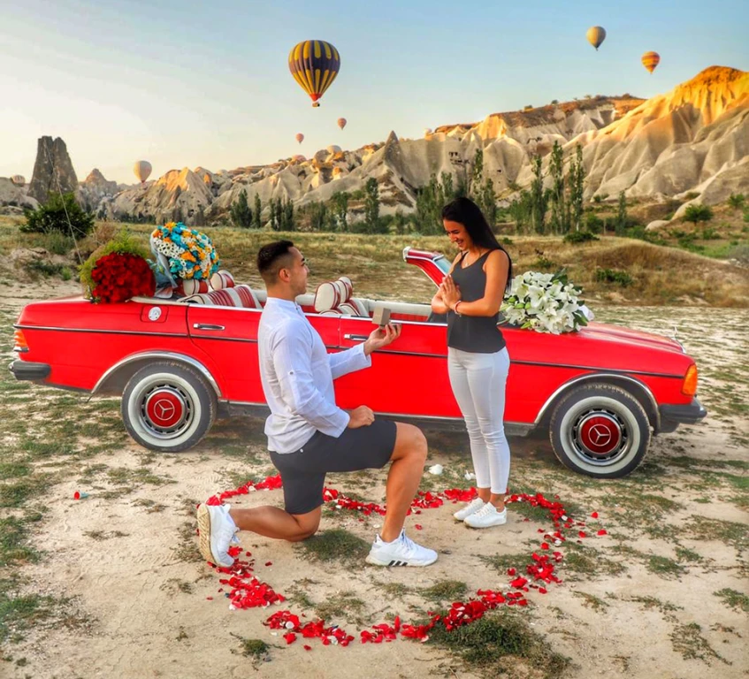 جولة السيارات الكلاسيكية في كابادوكيا