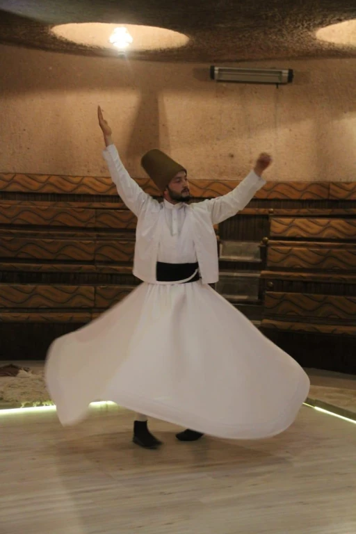 Ceremonia Wirujących Derwiszy