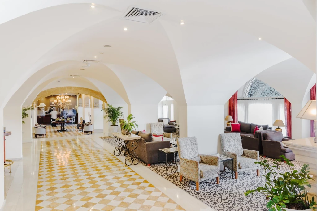 THE ARKIN COLONY HOTEL