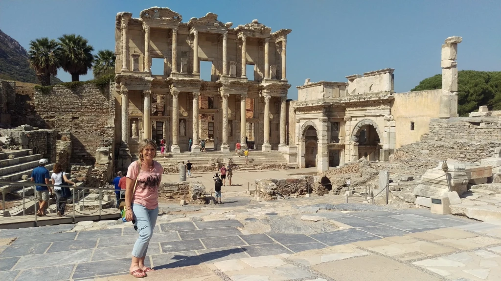 Private Ephesus  3  -  Temple of Artemis - Ephesus Ruins - Sirince Village – Full Day Shore Excursion