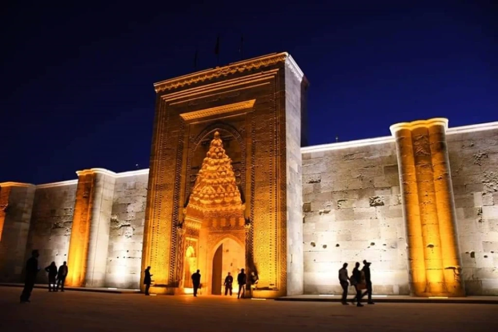 'Tours Privados Konya - Pamukkale 2 Dias 1 Noite'