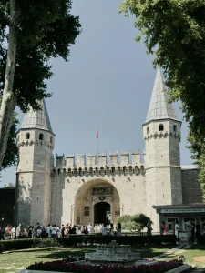 Discover Istanbul’s Majestic Topkapi Palace, Harem, Aya Irini and Grand Bazaar: A Guided Journey Through Royal History