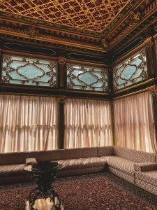 Discover Istanbul’s Majestic Topkapi Palace, Harem, Aya Irini and Grand Bazaar: A Guided Journey Through Royal History
