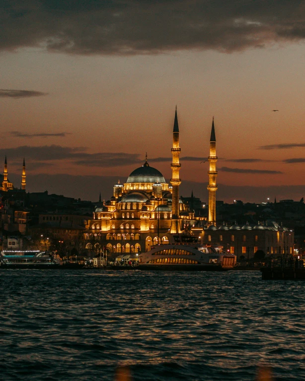 Istanbul in Luxury: A Custom-Designed Itinerary Just for You