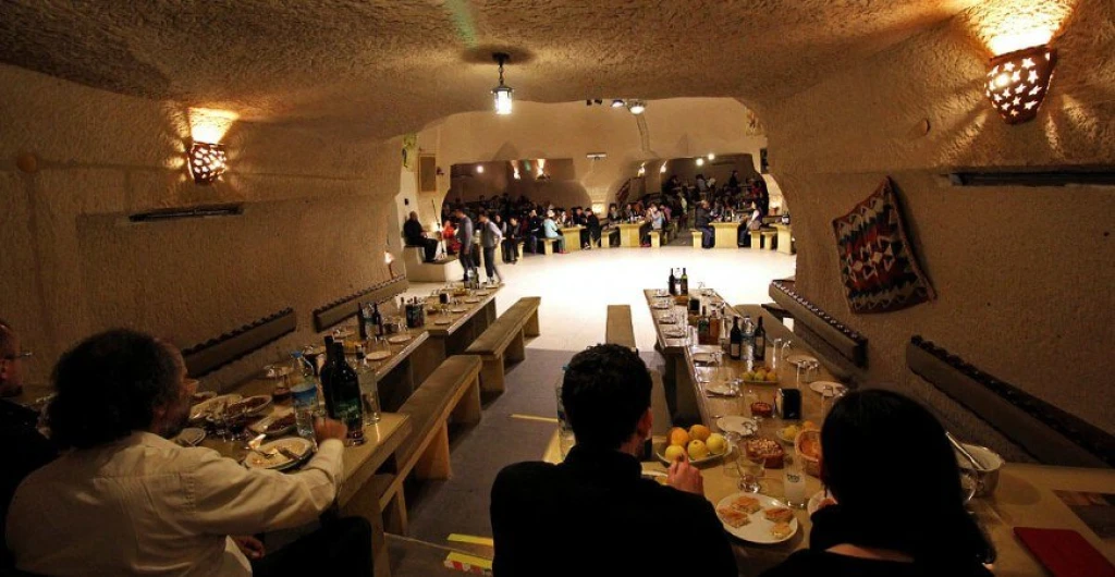 كابادوكيا: ليلة تركية مع العشاء
