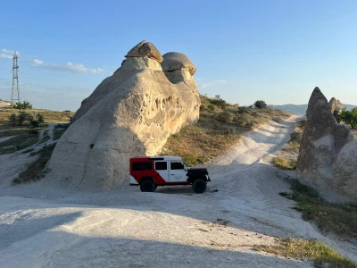 Cappadocia: Sunset Jeep Safari