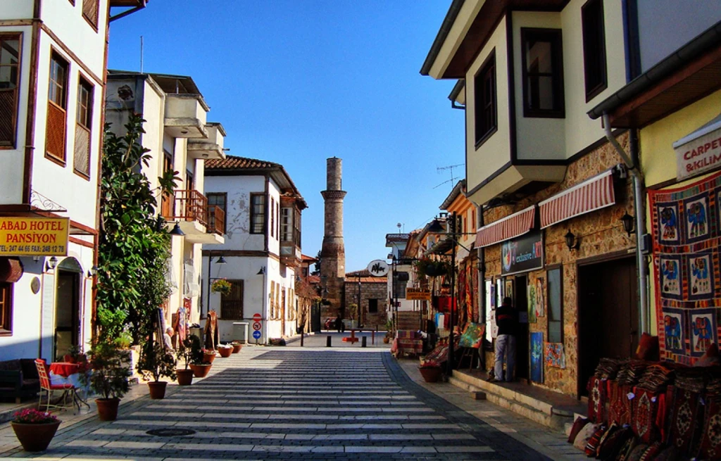 تور شهری آنتالیا