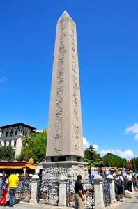 Tour S1 Topkapi palace (Harem and Selamlik), St.Irine Church, Blue mosque, Hippodrome square, Ibrahim pasha palace (outside), Hammam Hurrem, Sultan (outside)