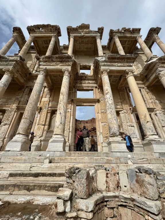 Tur Ephesus Alkitabiah Dari Pelabuhan Kusadasi dengan Makan Siang