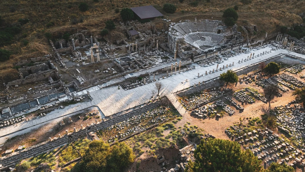 Tur Ephesus Alkitabiah Dari Pelabuhan Kusadasi dengan Makan Siang