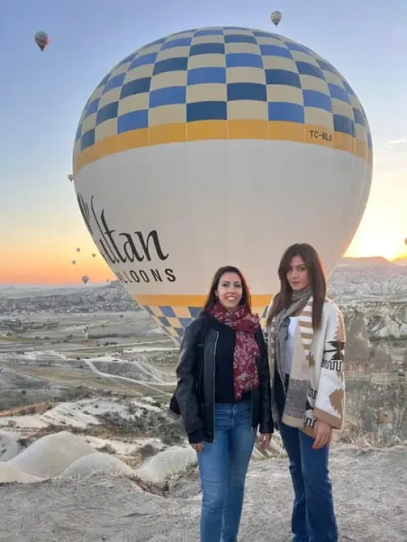 Tur Tour Melihat Balon Udara Panas