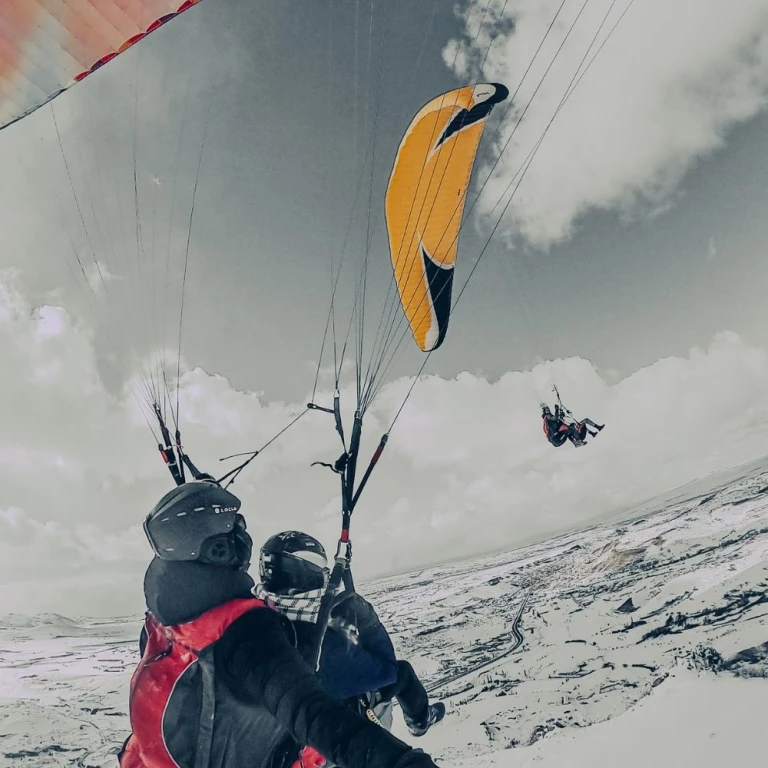 Parapanta în Cappadocia