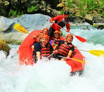 Адреналинов рафтинг