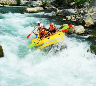 Адреналинов рафтинг