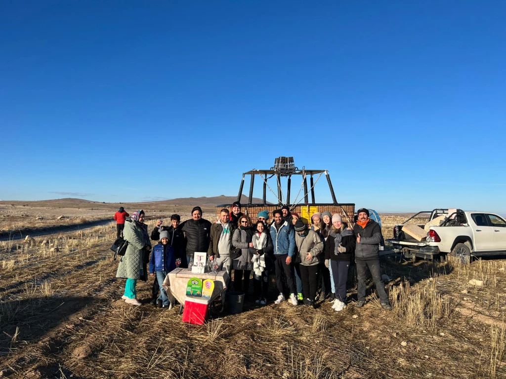 Sunrise Balloon Ride in Soganli Valley 18 people in one basket