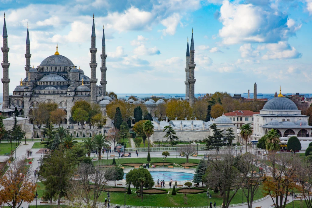 Turistička tura po Starom Gradu sa ručkom