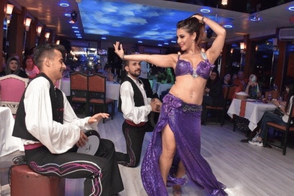 Croazieră pe Bosfor cu cină