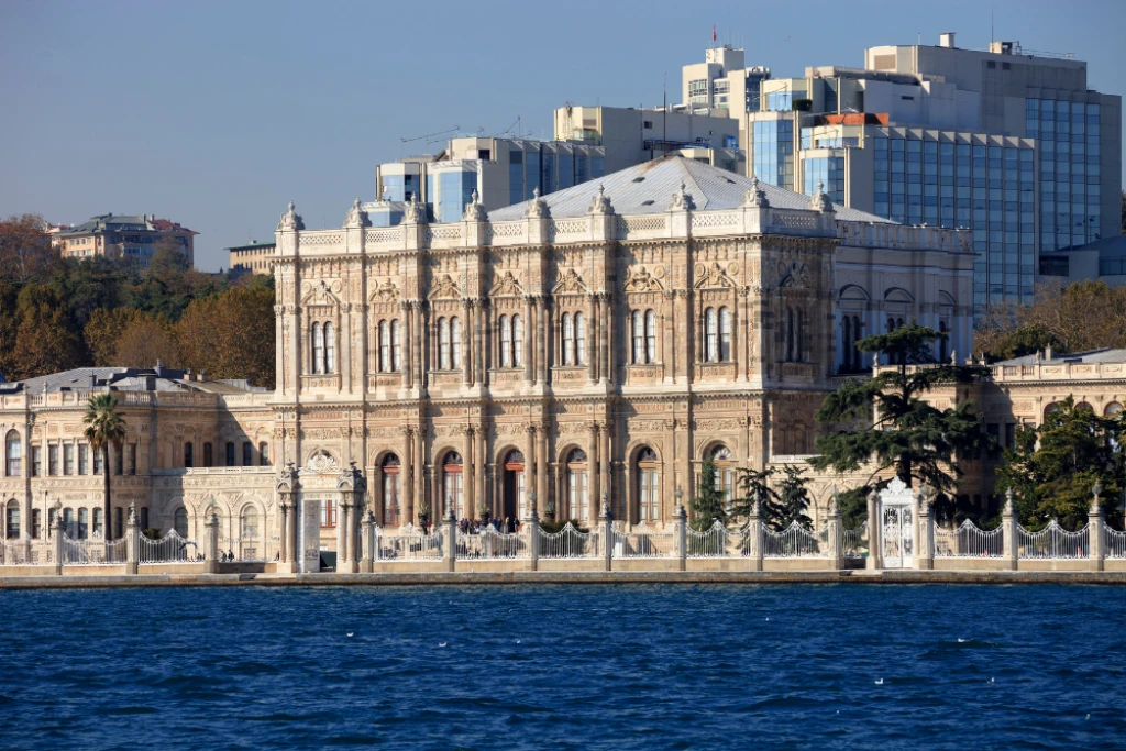 Dolmabahče palata i Bosfor