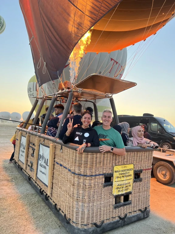 Розкішний приватний політ на повітряній кулі над Кападокією