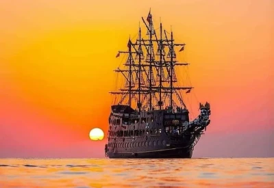 Last King Pirate Cruise – Ultimate Luxury Adventure