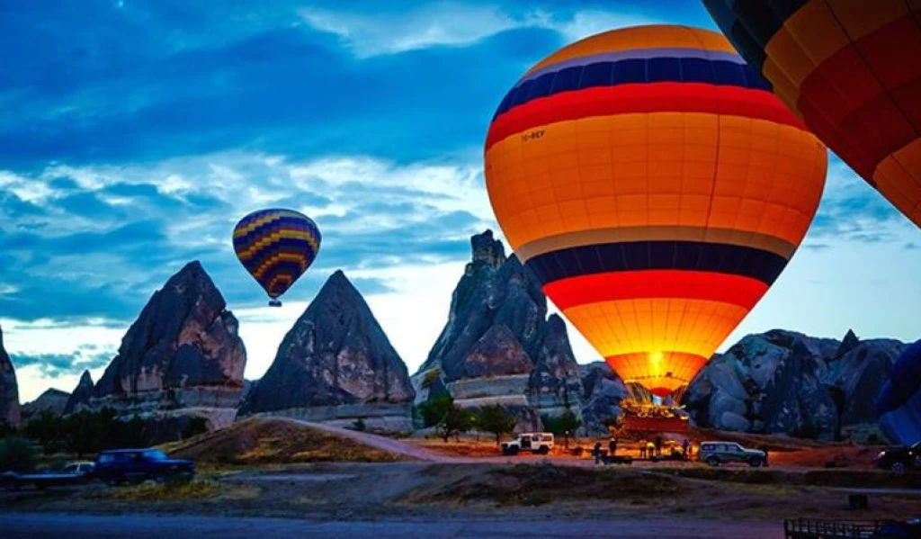 Tour Menonton Belon Cappadocia